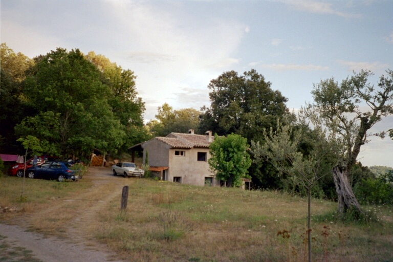 002_35a.jpg
